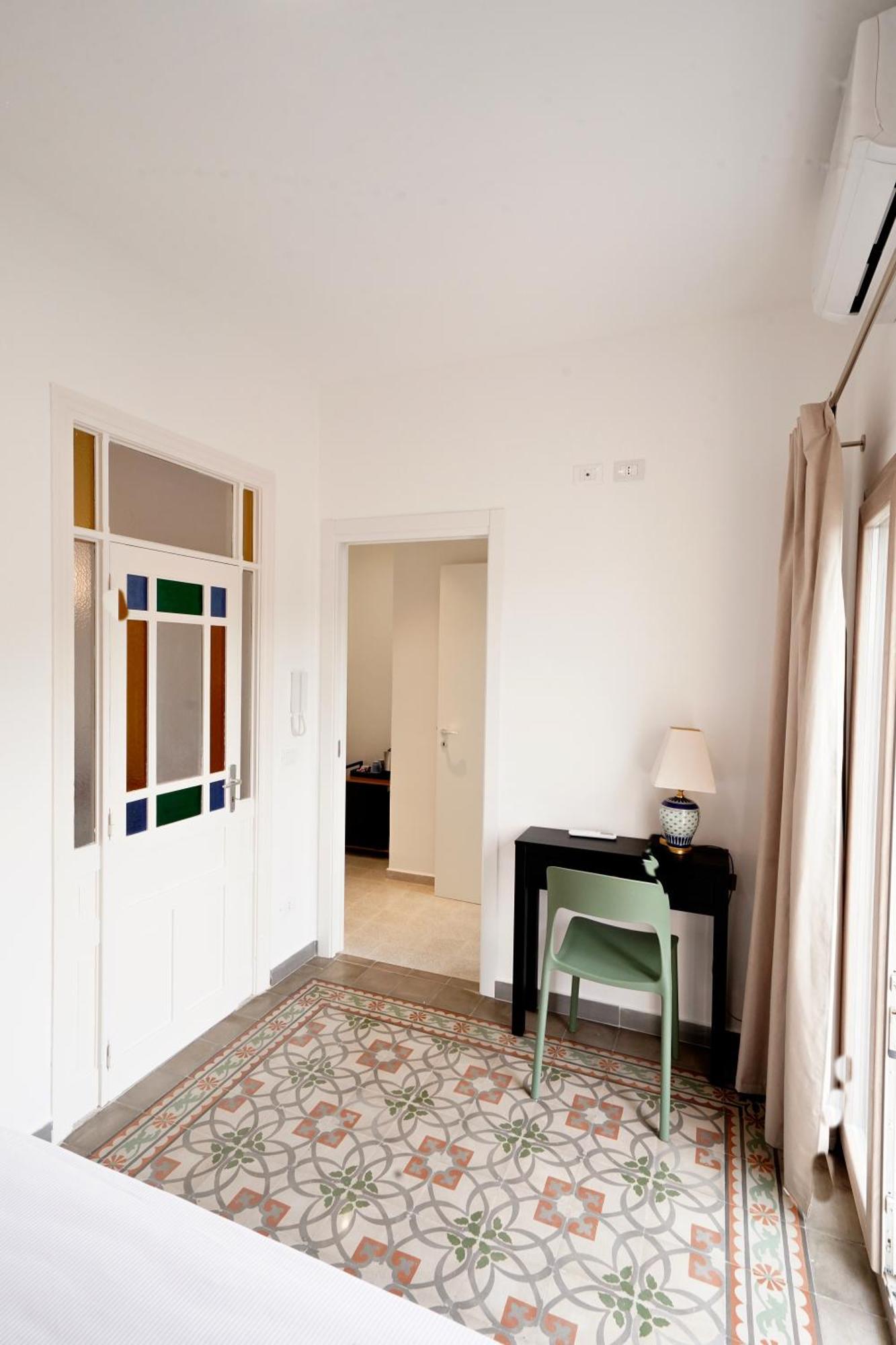 Ducas Rooms And Suite Ласкари Экстерьер фото